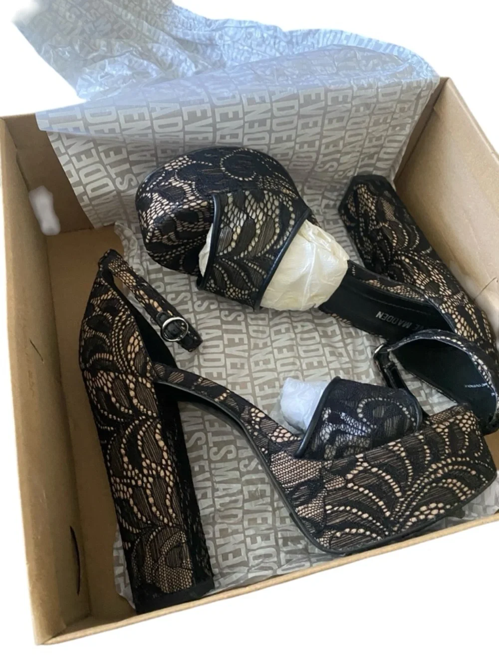Steve Madden Black Lace Platform Block Heels size 8 1/2 worn once